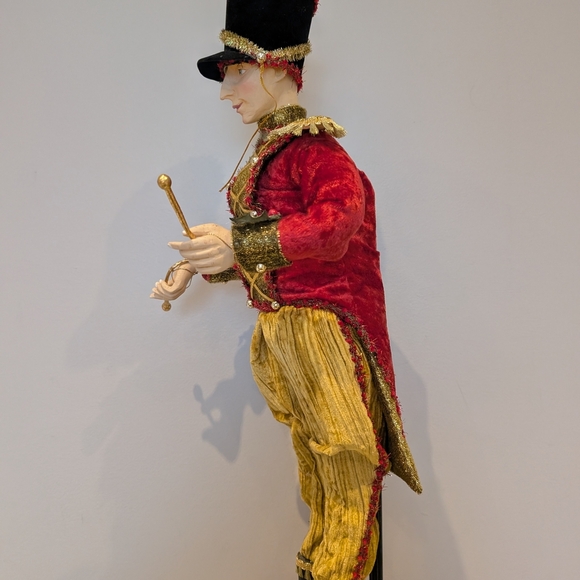 Large Red and Gold Drummer Boy Figurine - Picture 7 of 9